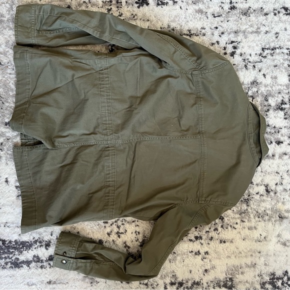 L L Bean Green Jacket size small great condition - Picture 3 of 3